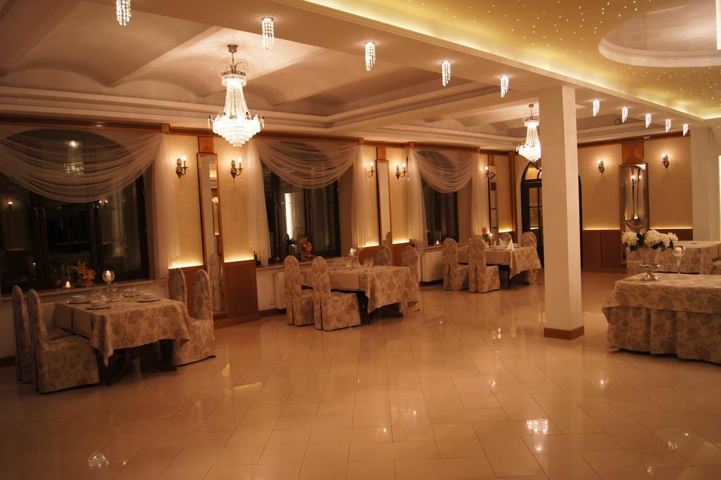 Hotel Jedlina Lublin Exterior photo
