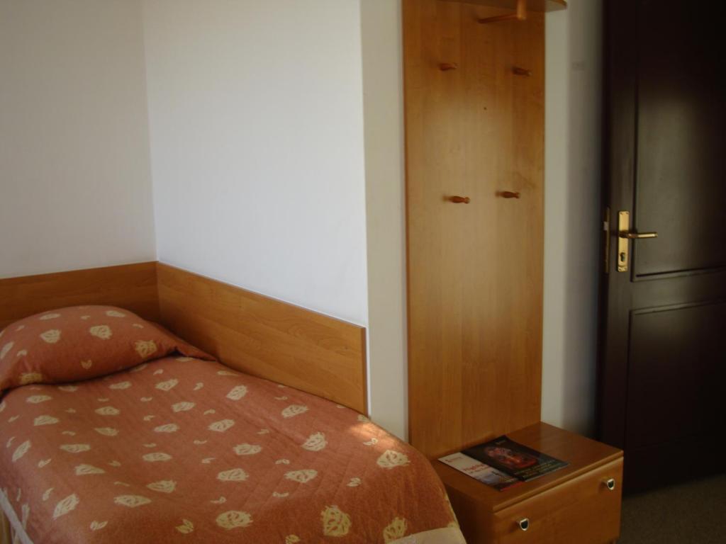 Hotel Jedlina Lublin Room photo